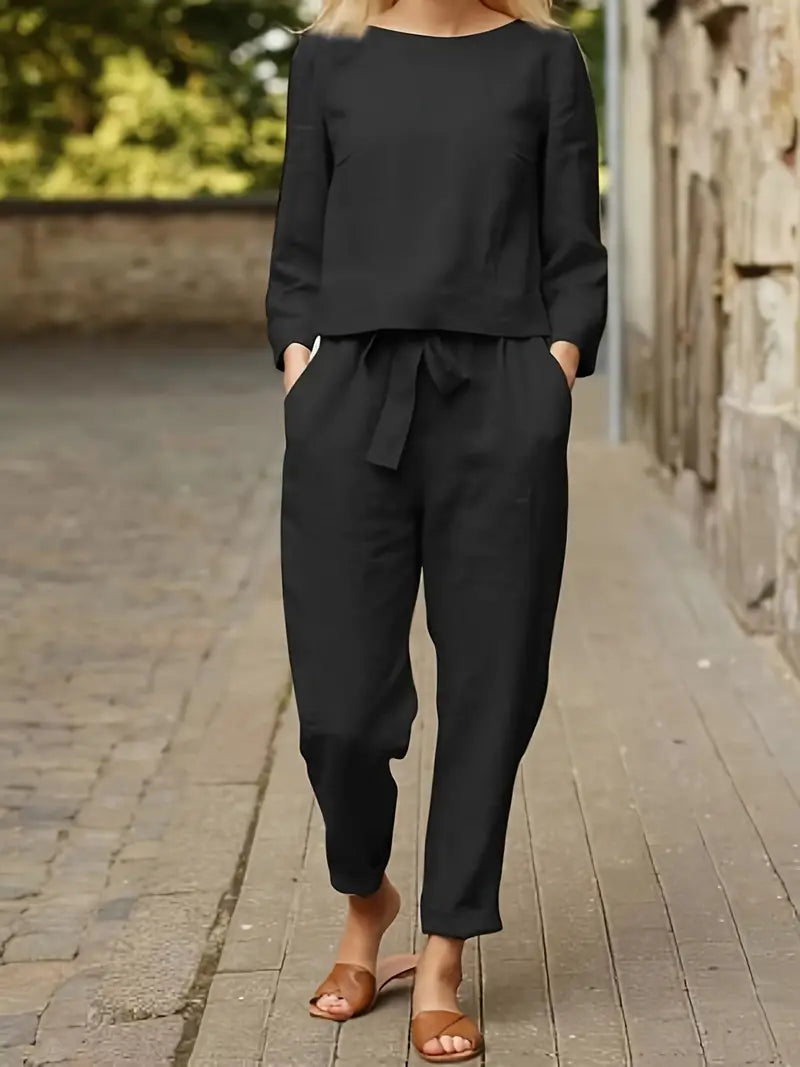 Women's Two Piece Pantsuit Set - Solid Top & High-waisted Pants