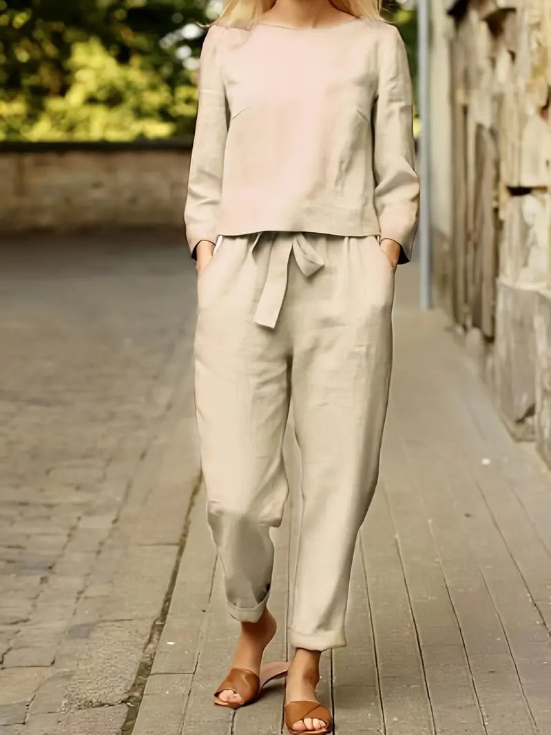 Women's Two Piece Pantsuit Set - Solid Top & High-waisted Pants
