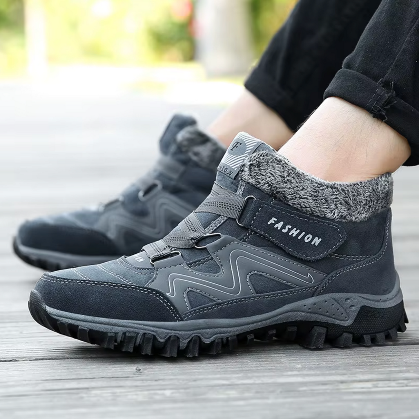 WinterGuard™ Unisex Warm Boots – Safe, Cozy & Versatile for the Whole Family