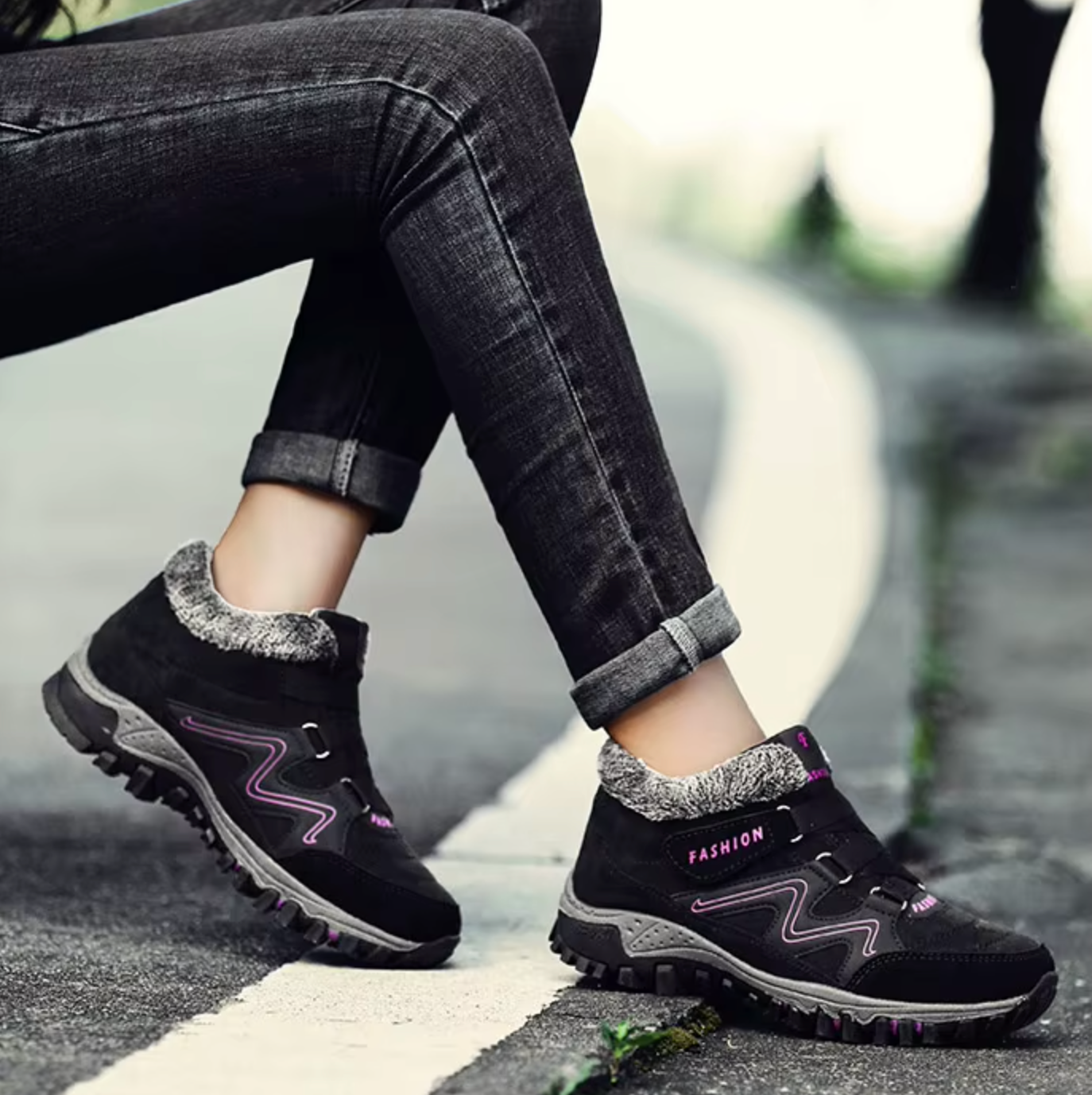 WinterGuard™ Unisex Warm Boots – Safe, Cozy & Versatile for the Whole Family