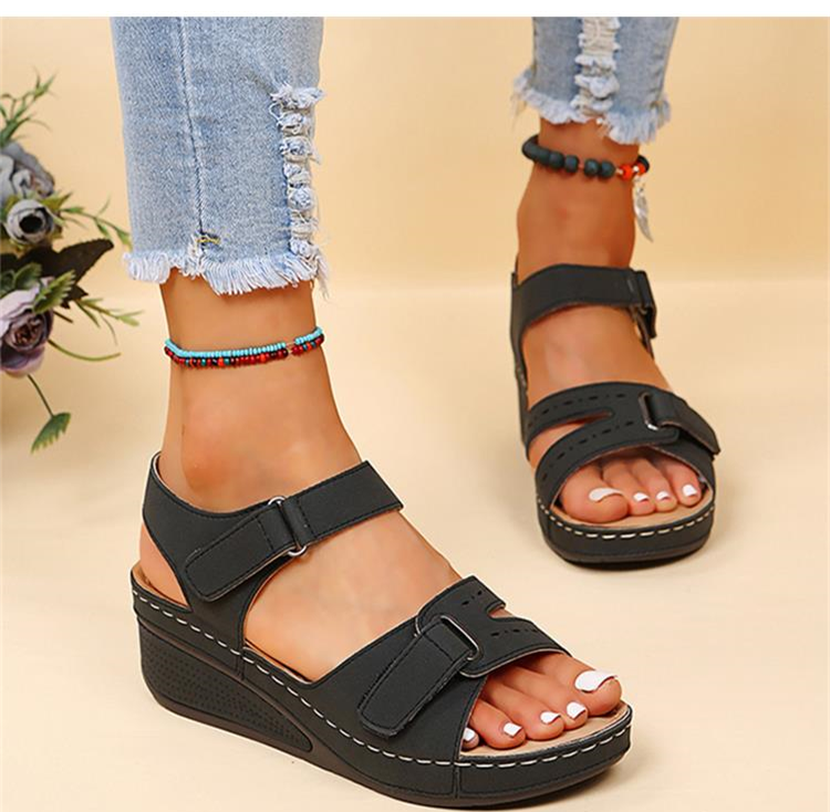 COMFORTABLE ORTHOPEDIC SANDALS FOR WOMEN