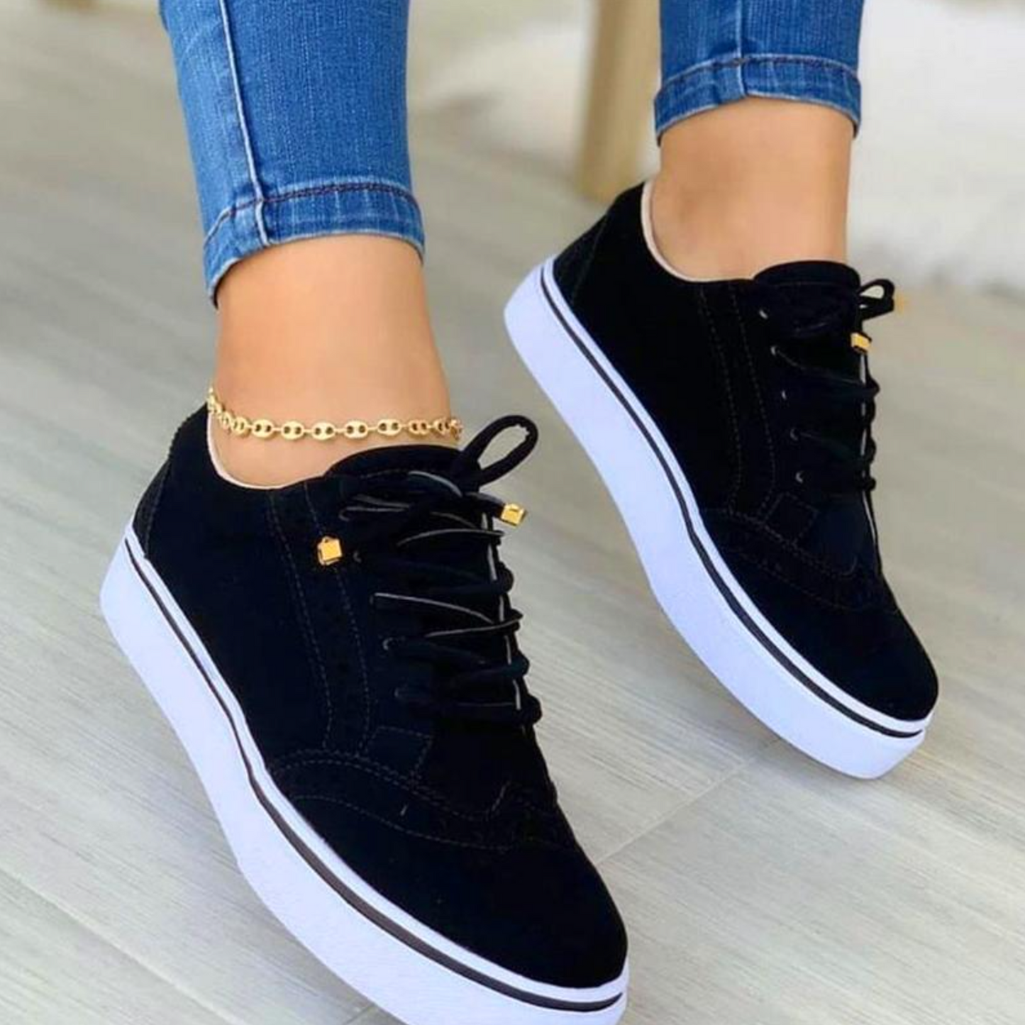 2022 Hollow-Out Round Toe Women Casual Sneakers