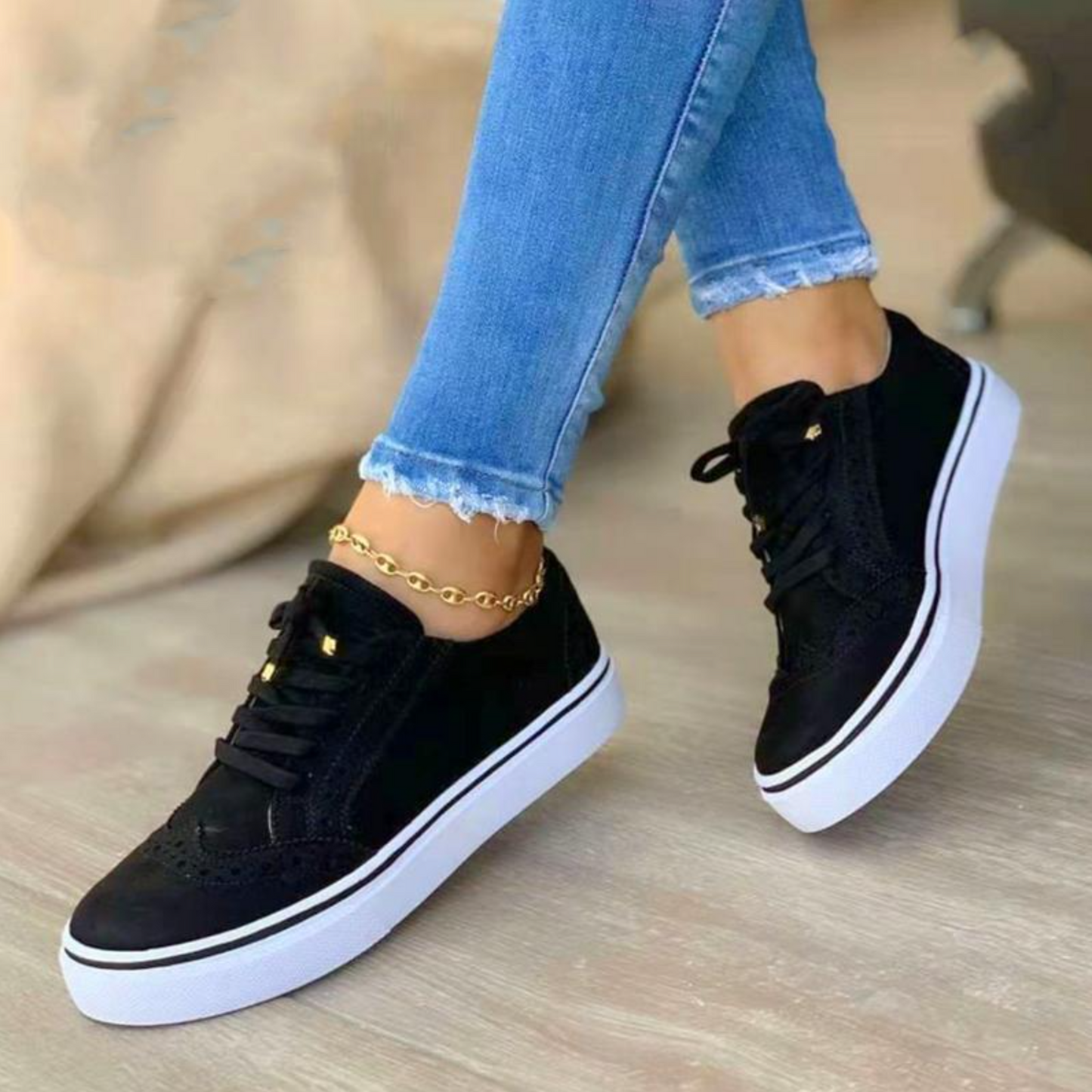 2022 Hollow-Out Round Toe Women Casual Sneakers